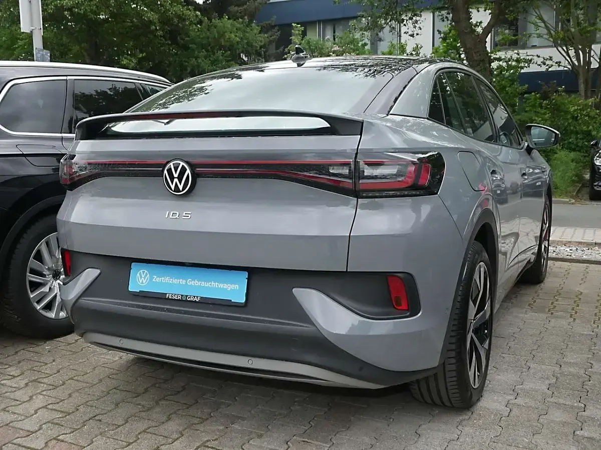 Używany VW ID.5 Pro 127 kW (174 KM) 2024 Szary SUV