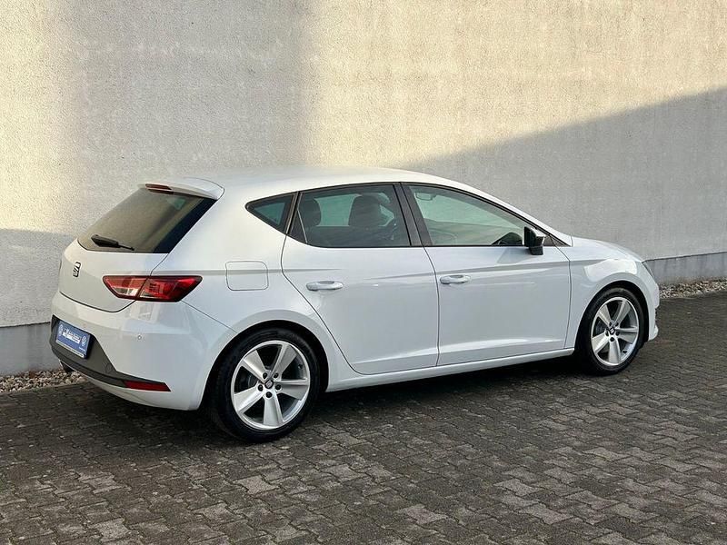 Gebraucht Seat Leon FR 179 PS (131 kW) 2016 Weiß Limousine