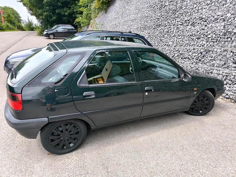 Grün Gebraucht 1996 Peugeot 306 Limousine | 699 € (Guter Preis) - Bild 1/4
