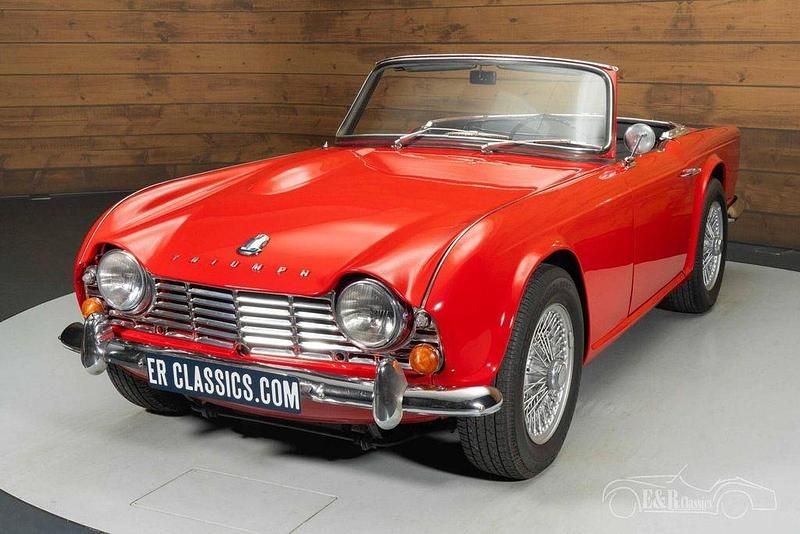 Gebraucht Triumph TR4 99 PS (72 kW) 1964 Rot Cabrio