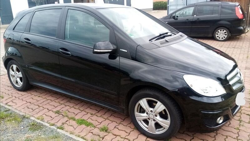 Schwarz Gebraucht 2009 Mercedes B170 Van / Kleinbus | 2.200 € (Superpreis) - Bild 1/4