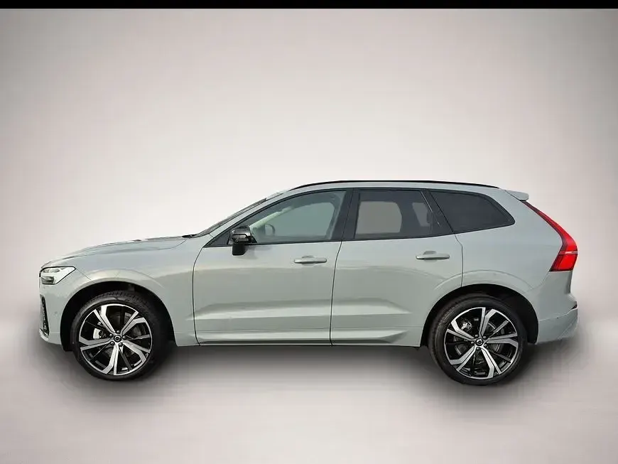 Gebraucht Volvo XC60 Business Edition 250 PS (183 kW) 2025 Grau SUV