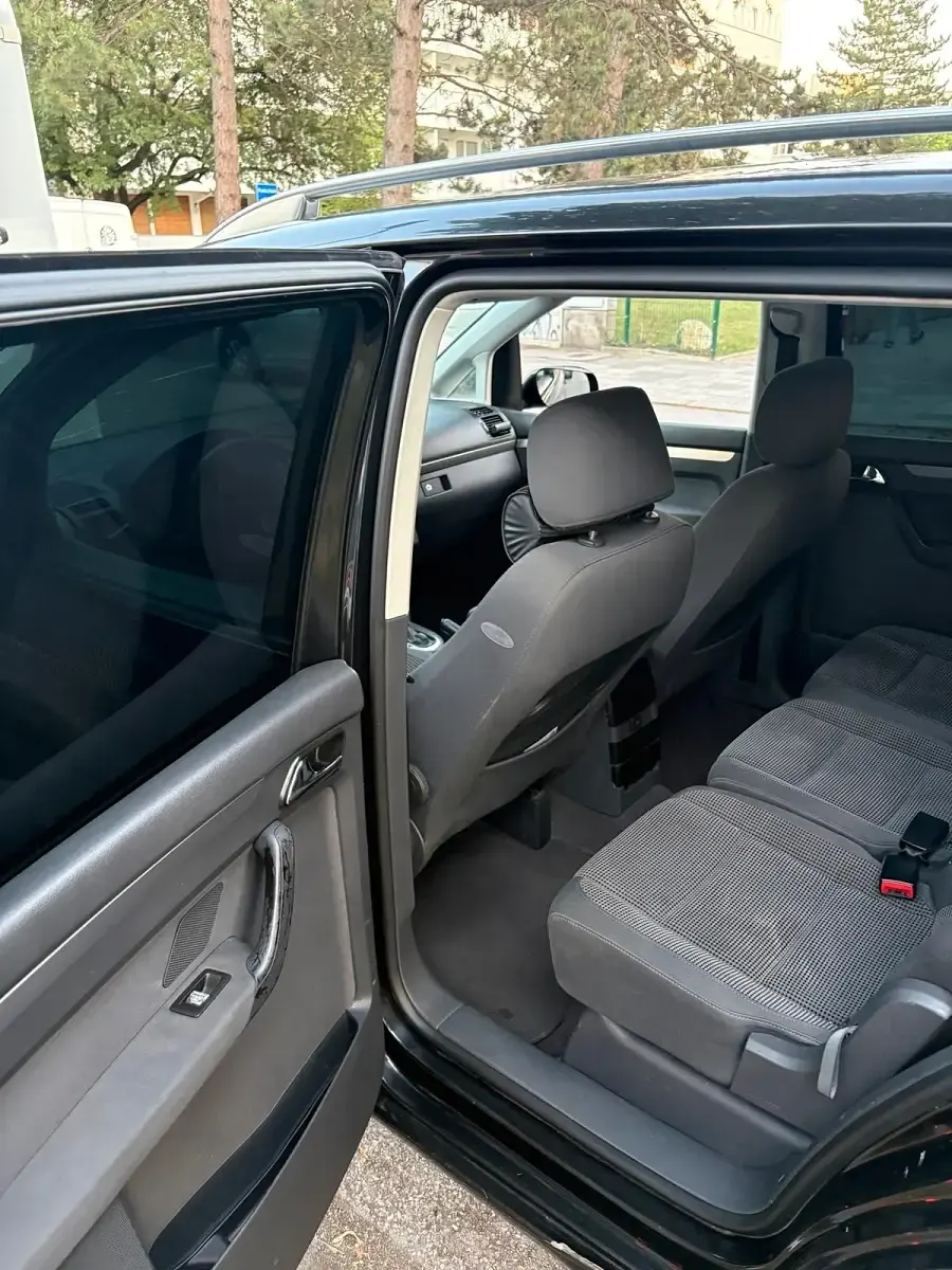 Gebraucht VW Touran 150 PS (110 kW) 2004 Schwarz Van / Kleinbus