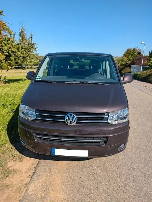 Gebraucht VW Multivan Highline 179 PS (131 kW) 2010 Violet Van / Kleinbus