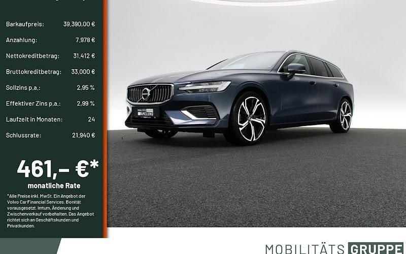 Blau Gebraucht 2022 Volvo V60 Ultimate Kombi | 39.390 € (Fairer Preis) - Bild 1/4