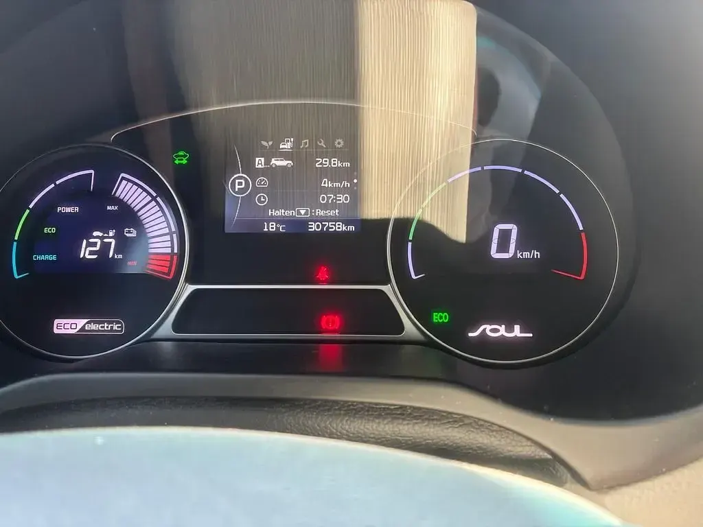Gebraucht Kia Soul EV 80 kW (110 PS) 2016 Grau SUV