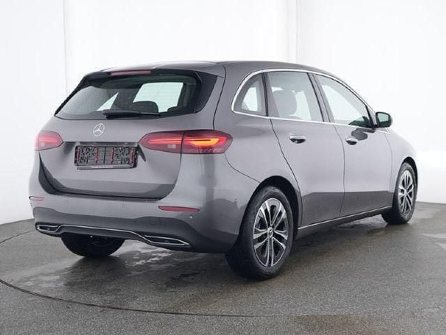 Gebraucht 2024 Mercedes B200 Van / Kleinbus | 34.890 € (Teuer) - Bild 1/4