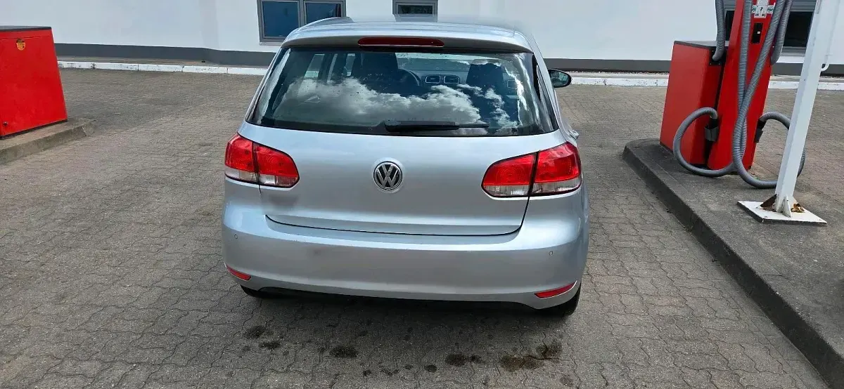 Gebraucht VW Golf VI 80 PS (58 kW) 2009 Silber Kleinwagen