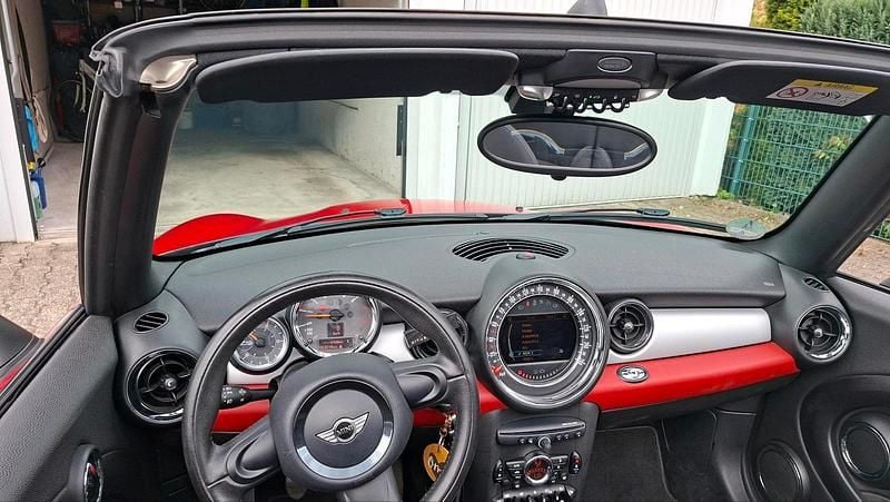 Second-hand Mini One Cabriolet 98 CP (72 kW) 2016 Roșu Cabrio