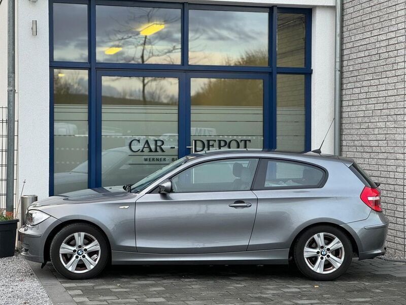 Gebraucht BMW 116 Advantage 122 PS (89 kW) 2010 Grau Kleinwagen