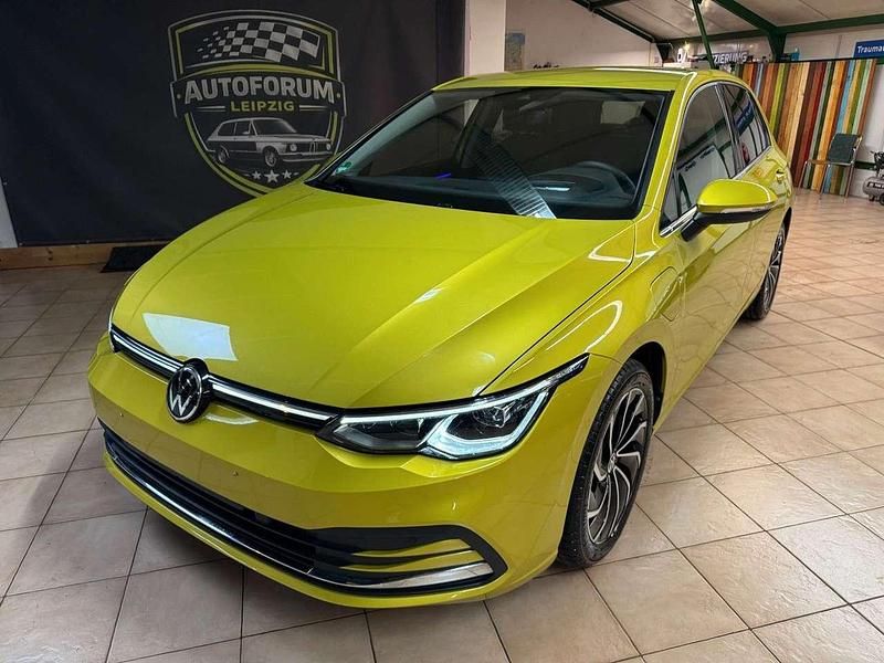 Gebraucht VW Golf VIII Style 150 PS (110 kW) 2020 Gelb Limousine