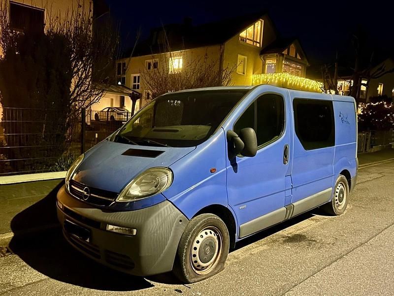 Blau Gebraucht 2003 Opel Vivaro Van / Kleinbus | 2.200 € (Superpreis) - Bild 1/4