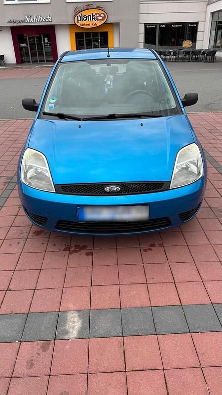 Gebraucht Ford Fiesta 70 PS (51 kW) 2005 Blau Kleinwagen