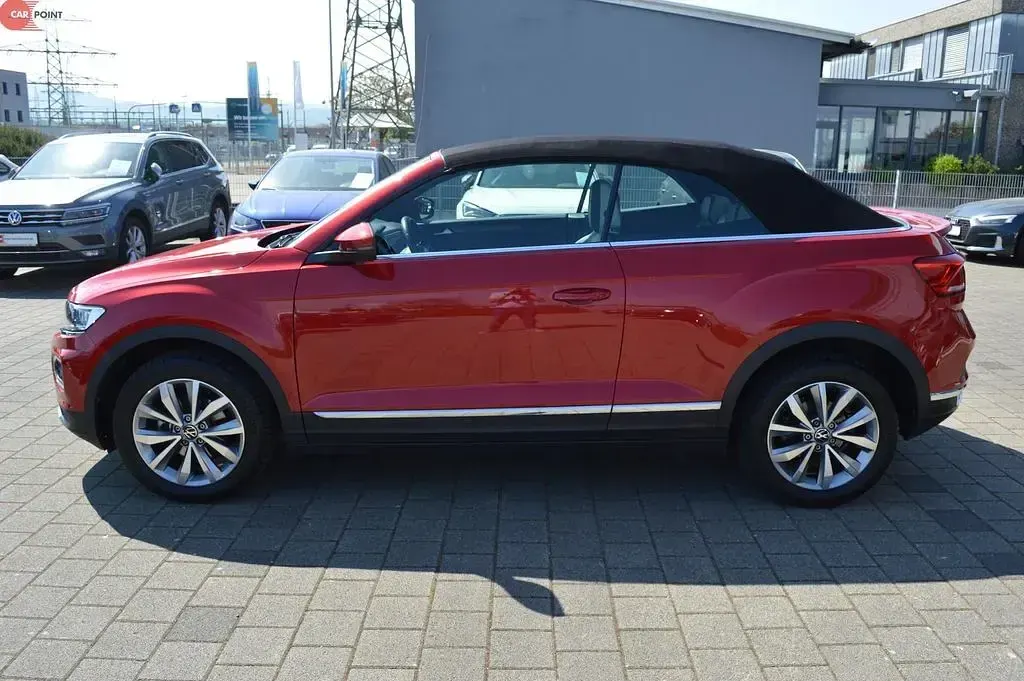Gebraucht VW T-Roc Cabriolet Style 150 PS (110 kW) 2021 Kings red metallic Cabrio