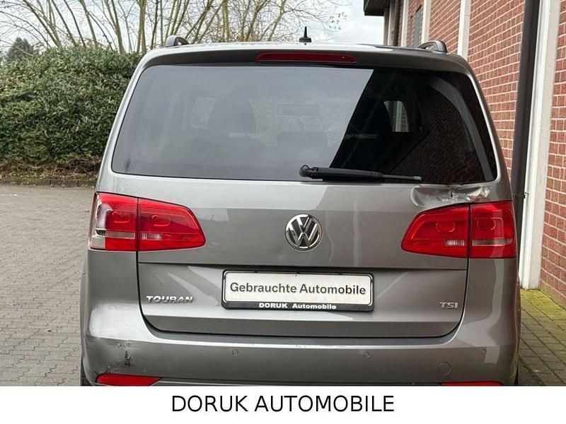 Gebraucht VW Touran 140 PS (102 kW) 2011 Grau Van / Kleinbus