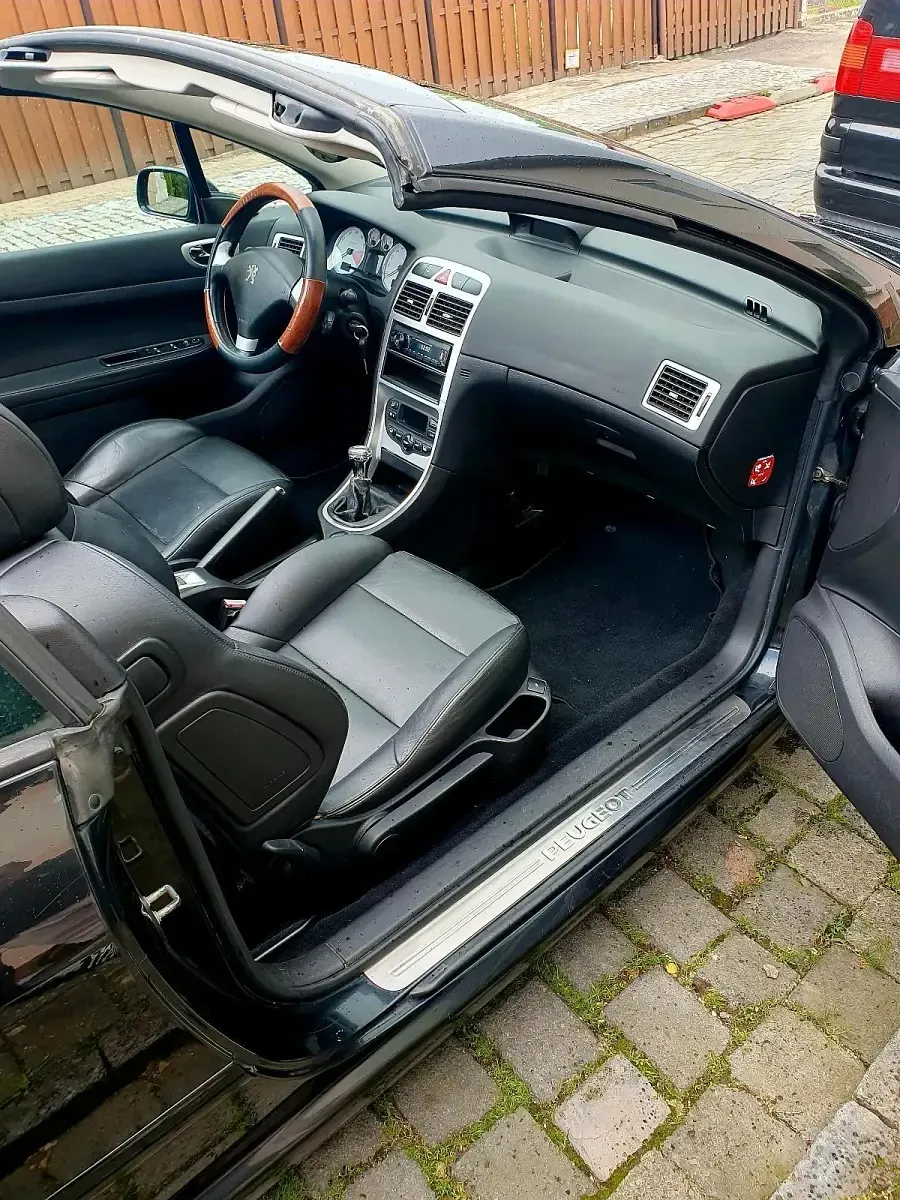 Gebraucht Peugeot 307 CC 136 PS (100 kW) 2005 Schwarz Cabrio