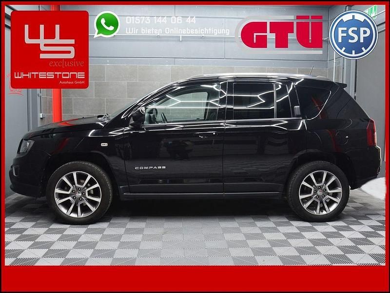 Black (metallic) Gebraucht 2016 Jeep Compass Limited SUV | 15.990 € (Teuer) - Bild 1/4