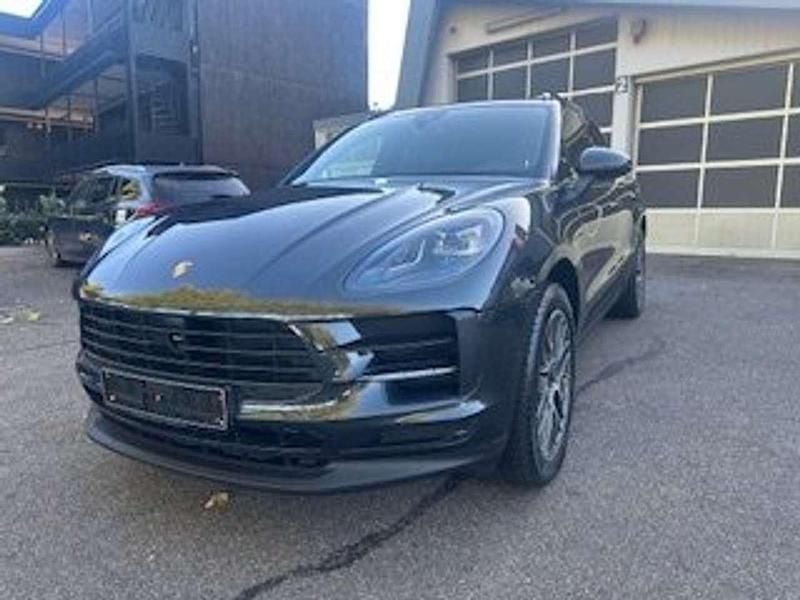 Blau Gebraucht 2019 Porsche Macan Basis SUV | 43.900 € (Superpreis) - Bild 1/4