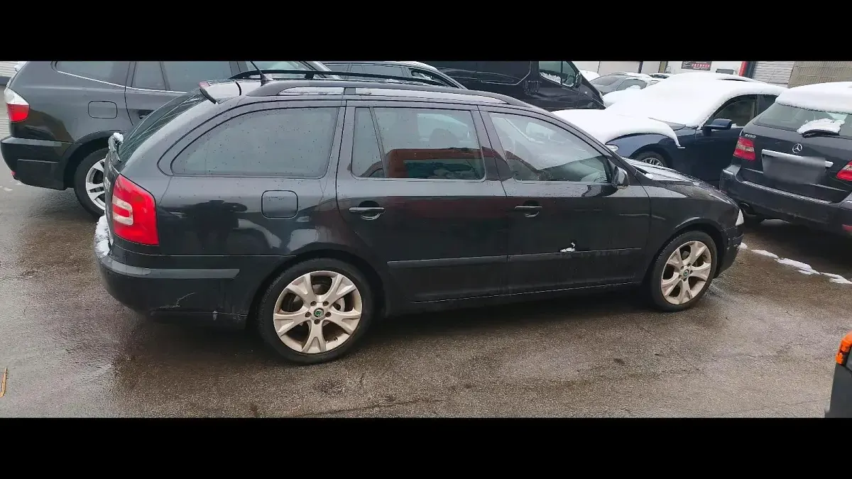 Gebraucht Skoda Octavia 115 PS (84 kW) 2026 Schwarz Kombi