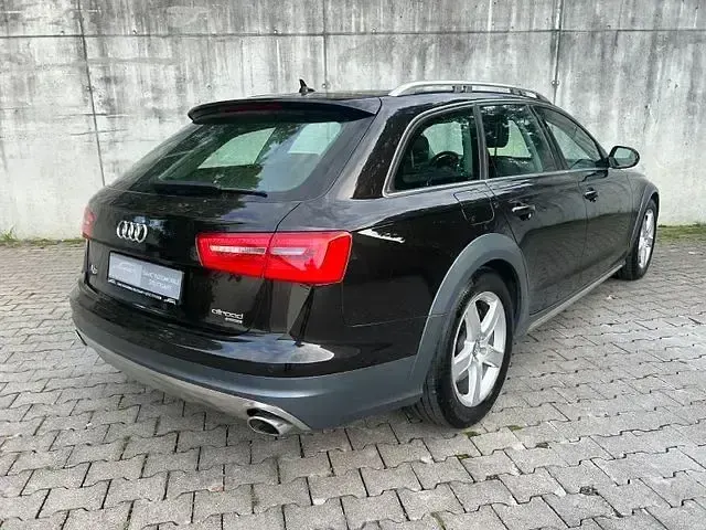 Używany Audi A6 Allroad 245 KM (180 kW) 2014 Czarny Kombi