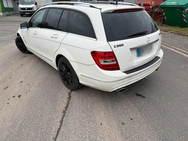 Gebraucht Mercedes C350 265 PS (194 kW) 2011 Weiß Kombi