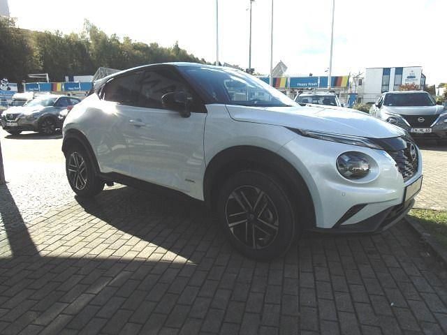 Gebraucht Nissan Juke N-Connecta 143 PS (105 kW) 2024 White/black SUV