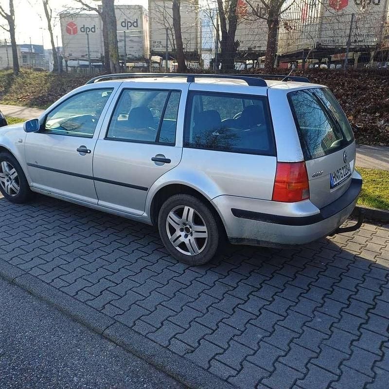 Gebraucht VW Golf IV 116 PS (85 kW) 2001 Silber Kombi
