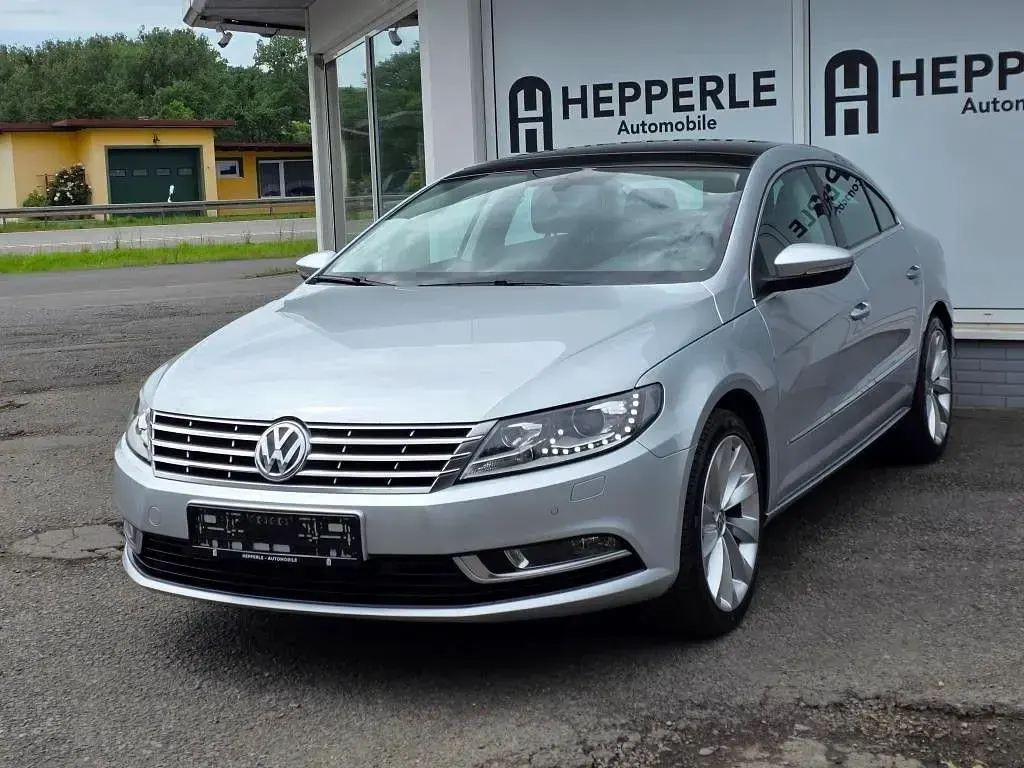 Gebraucht VW Passat 184 PS (135 kW) 2018 Reflexsilber Limousine