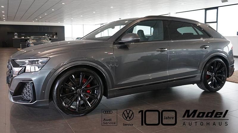 Grau Neu 2025 Audi Q8 Sport SUV | 105.900 € (Guter Preis) - Bild 1/4