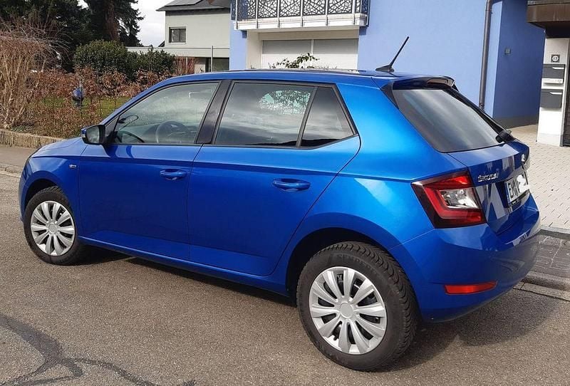 Gebraucht Skoda Fabia Soleil 95 PS (69 kW) 2019 Blau Limousine