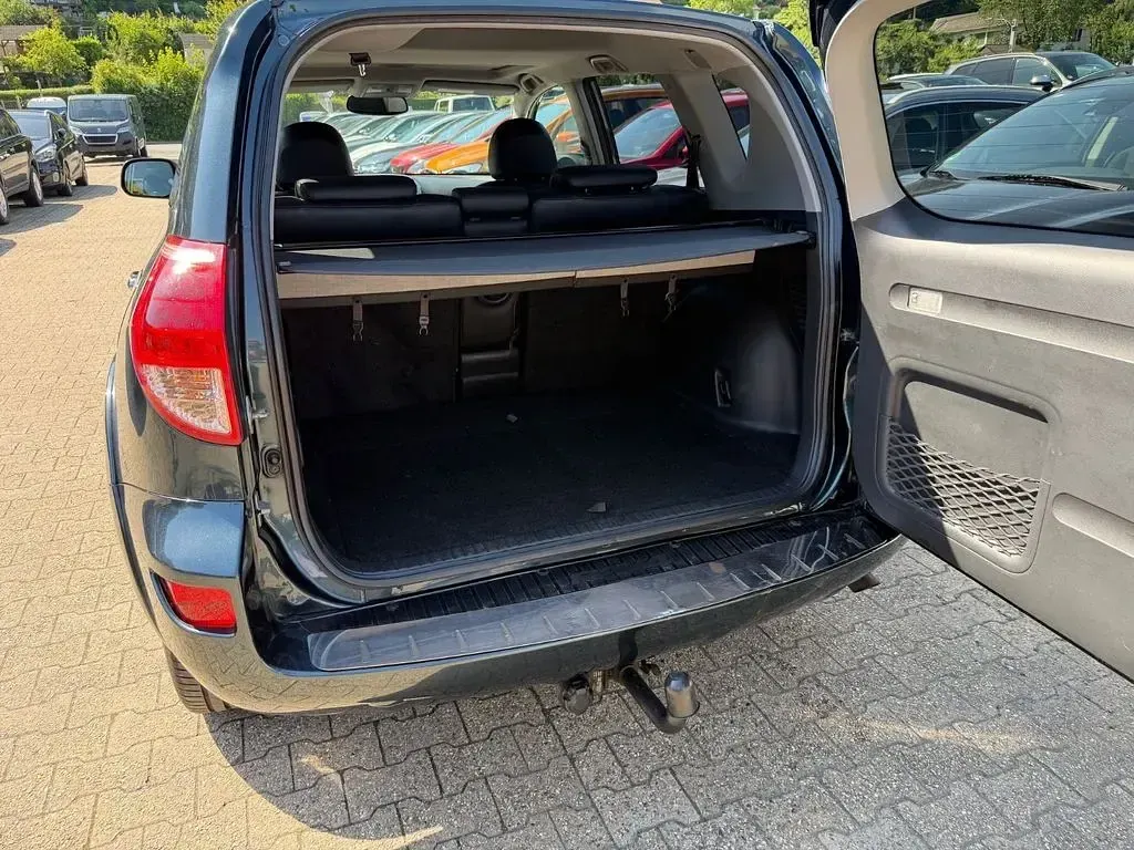 Gebraucht Toyota RAV4 Executive 177 PS (130 kW) 2006 Grün SUV