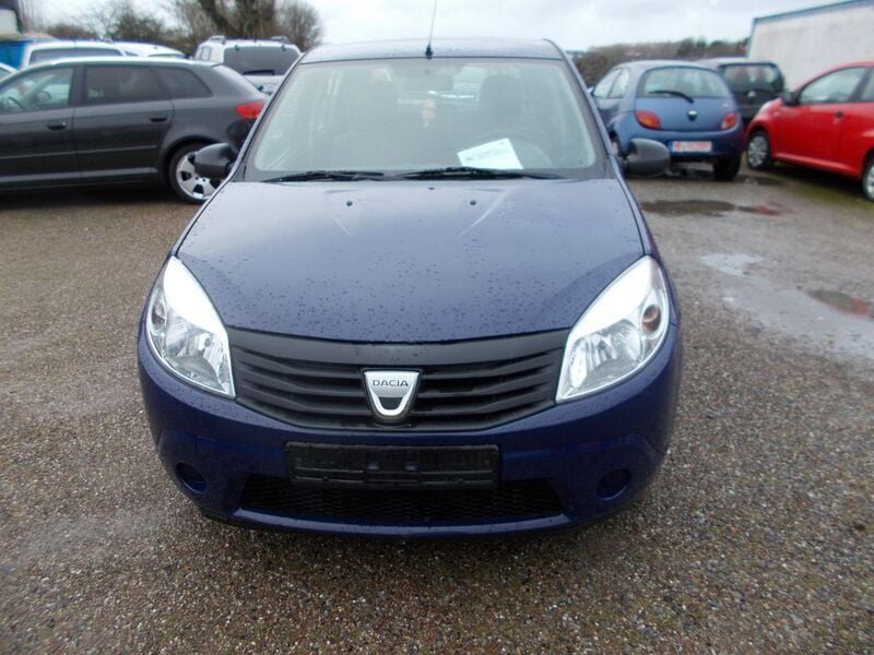 Blau Gebraucht 2010 Dacia Sandero Kleinwagen | 1.899 € (Fairer Preis) - Bild 1/4