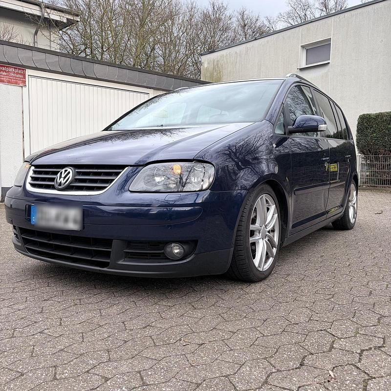 Gebraucht VW Touran 105 PS (77 kW) 2004 Blau Van / Kleinbus