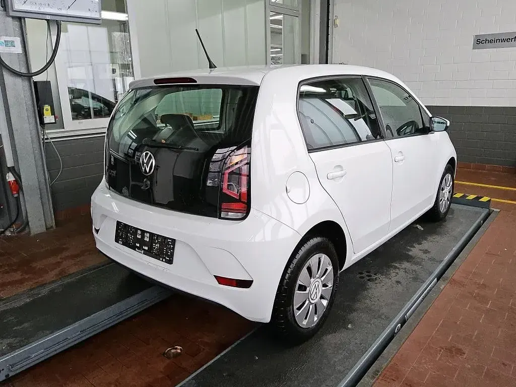 Gebraucht VW up! Basis 65 PS (47 kW) 2021 Weiß Kleinwagen