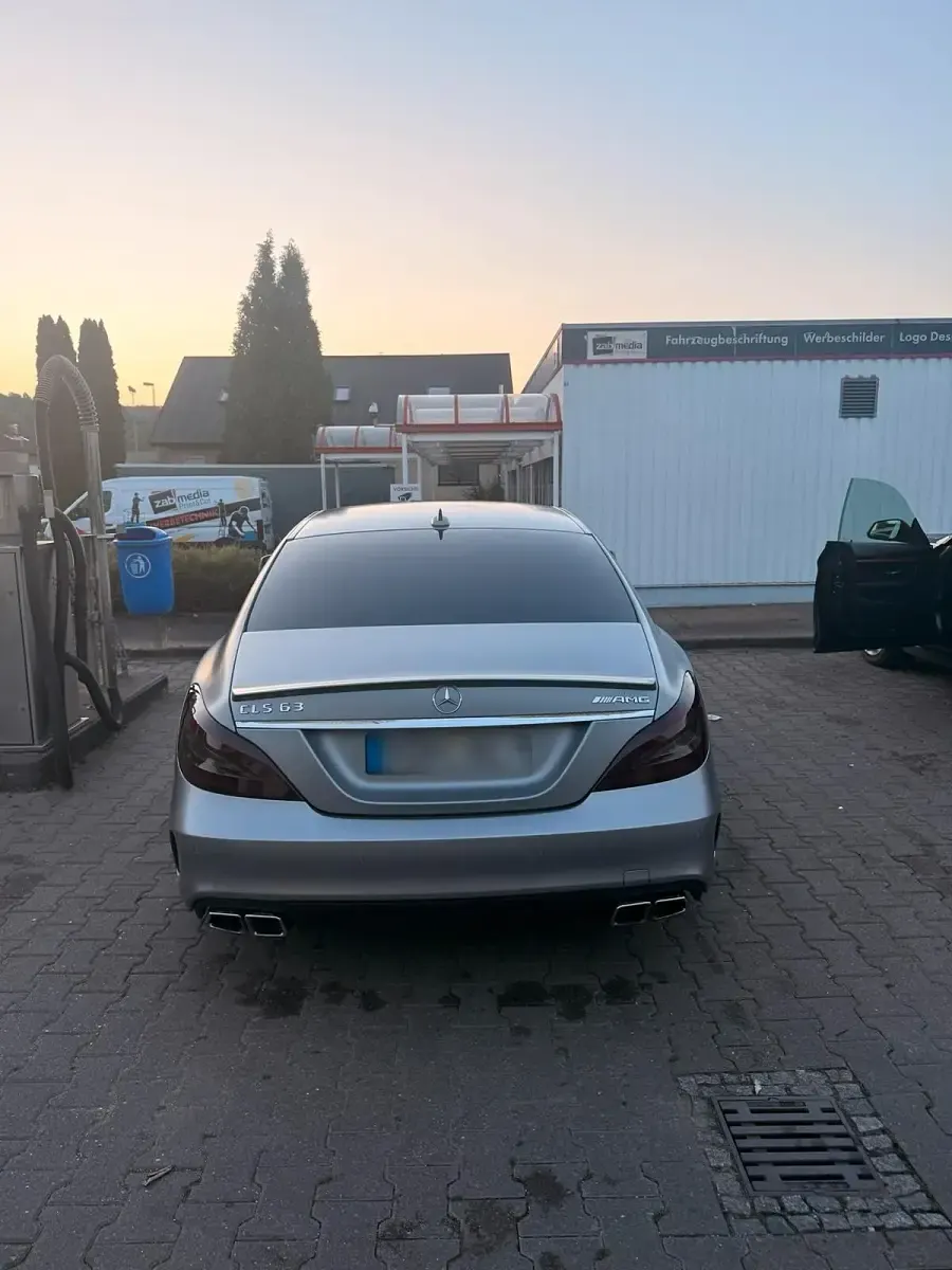 Gebraucht Mercedes CLS63 AMG AMG 557 PS (409 kW) 2015 Grau Coupé