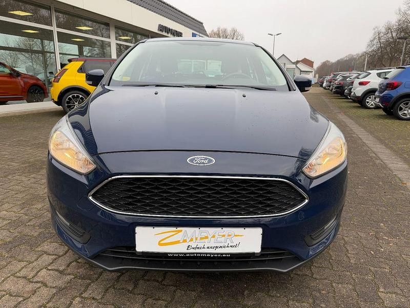 Gebraucht Ford Focus 125 PS (91 kW) 2016 Blau Limousine
