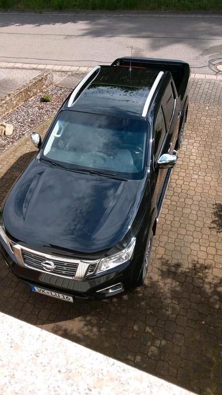 Schwarz Gebraucht 2018 Nissan Navara Abholung | 17.900 € (Superpreis) - Bild 1/4