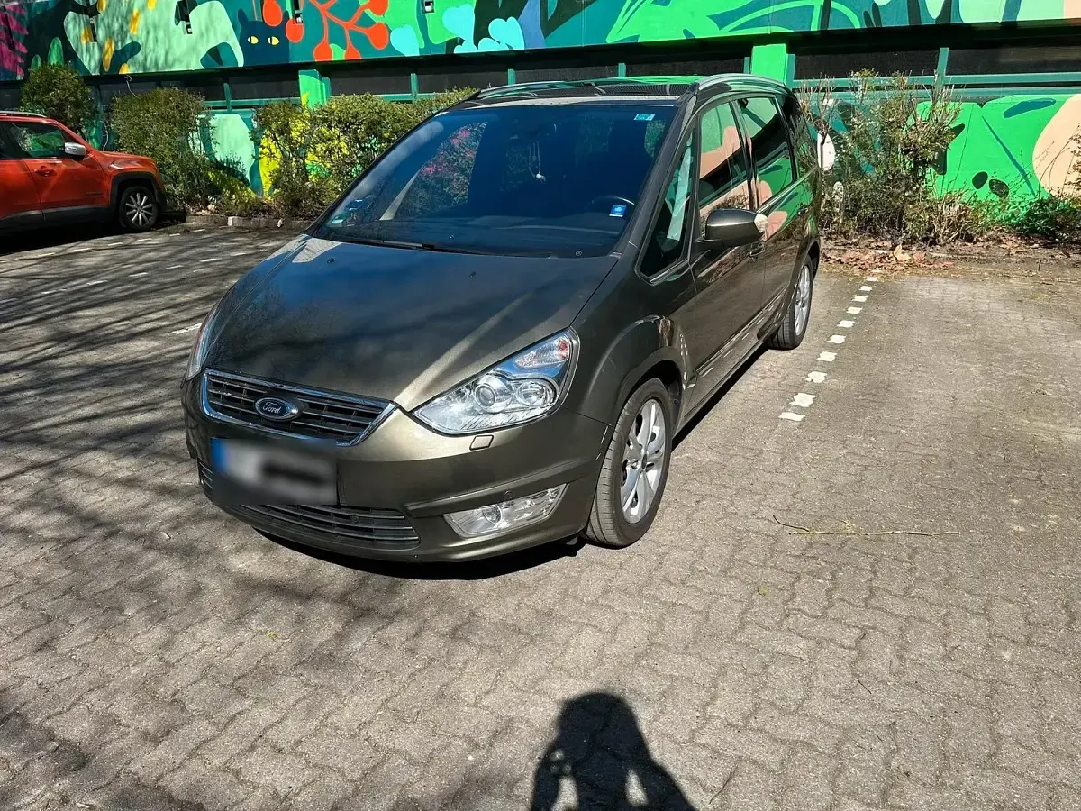 Gebraucht Ford Galaxy Titanium 140 PS (102 kW) 2012 Grün Van / Kleinbus