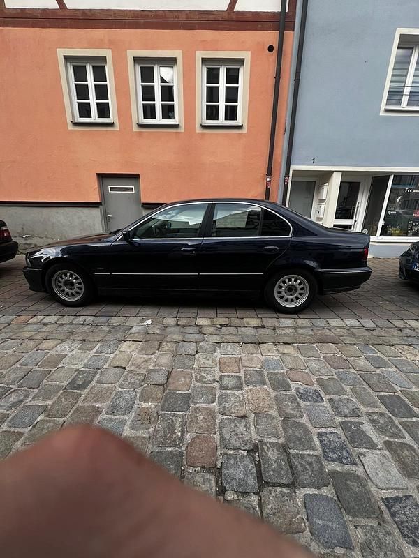 Gebraucht BMW 520 150 PS (110 kW) 1999 Blau Limousine