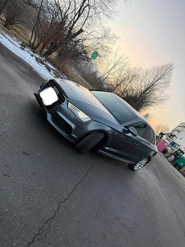 Gebraucht Audi A3 S-Line 184 PS (135 kW) 2015 Grau Limousine