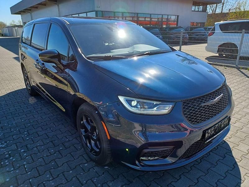Używany Chrysler Pacifica 264 KM (194 kW) 2022 Niebieski Van