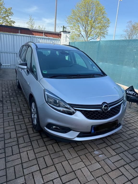 Silber Gebraucht 2017 Opel Zafira Tourer Eco Van / Kleinbus | 14.998 € (Teuer) - Bild 1/4