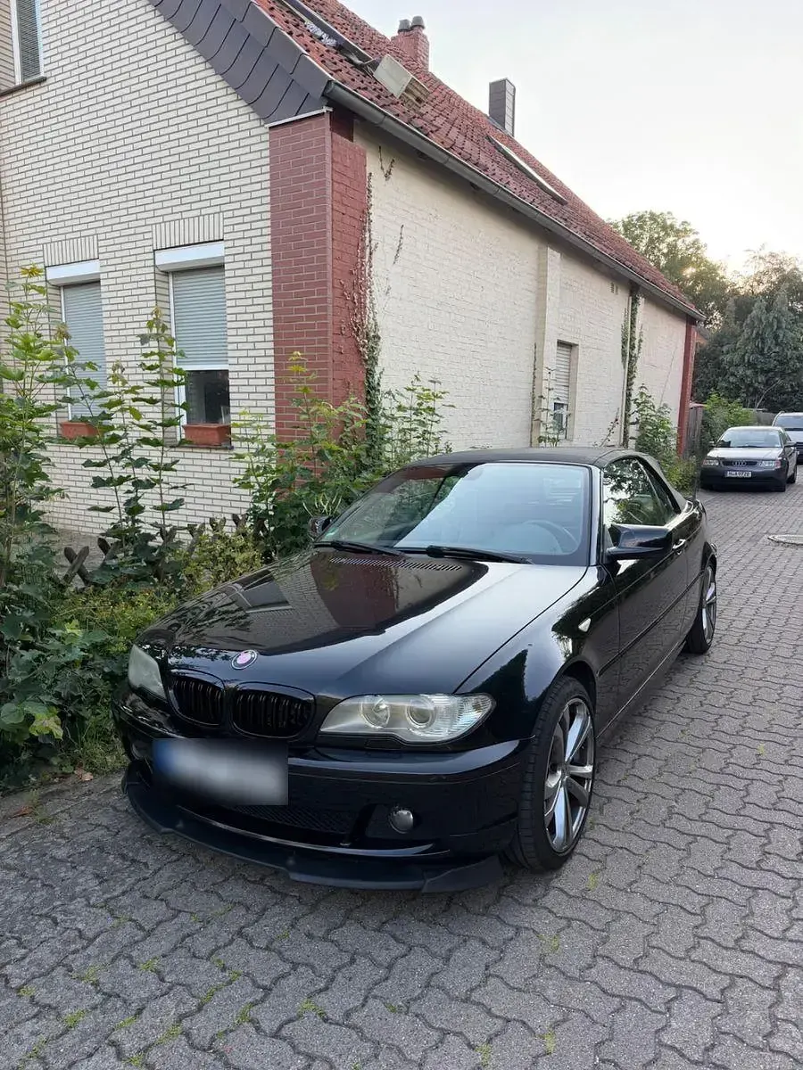 Gebraucht BMW 318 Cabriolet 143 PS (105 kW) 2004 Schwarz Cabrio