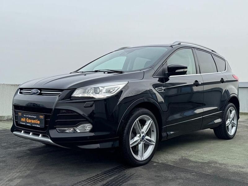 Gebraucht Ford Kuga Individual 150 PS (110 kW) 2016 Schwarz SUV