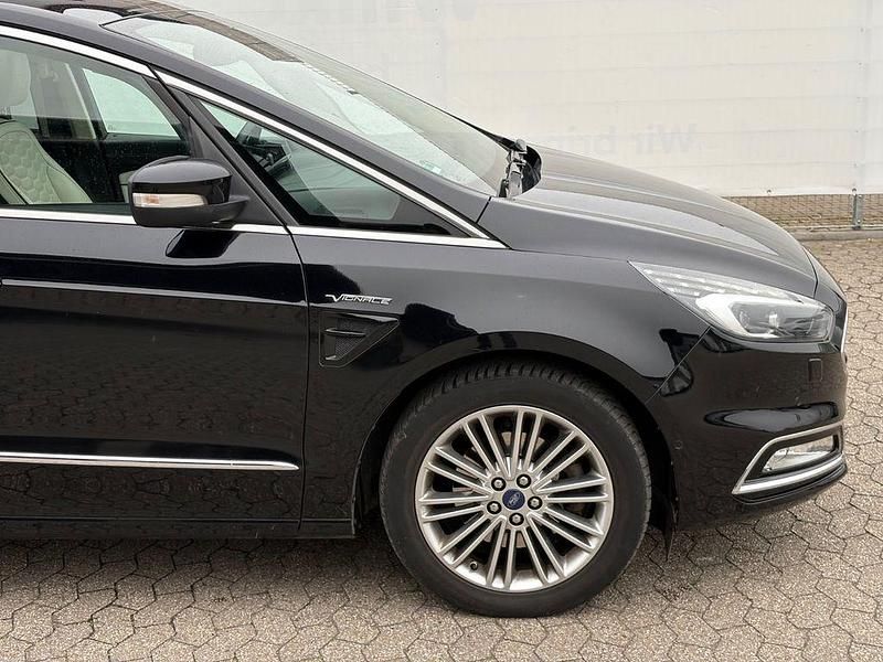 Gebraucht Ford S-MAX Vignale 209 PS (153 kW) 2017 Schwarz Van / Kleinbus