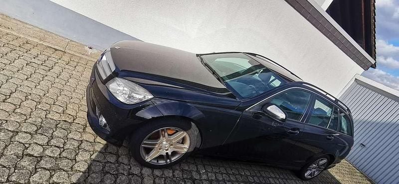 Gebraucht Mercedes C180 Style 156 PS (114 kW) 2008 Schwarz Kombi