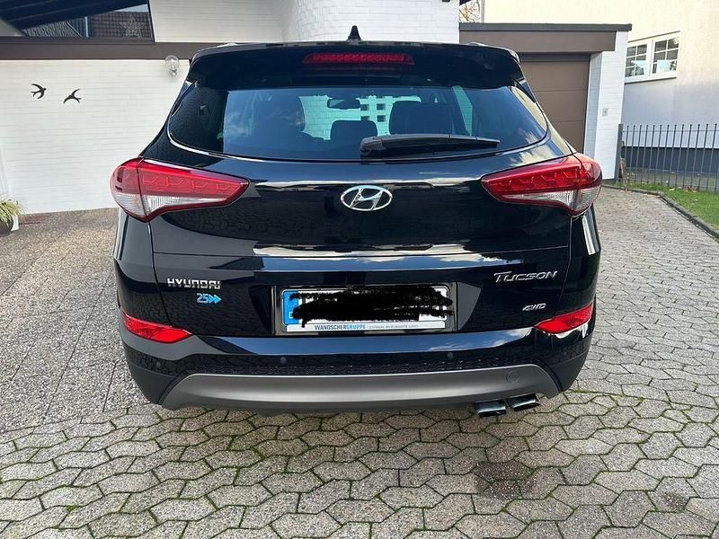 Gebraucht Hyundai Tucson Edition 177 PS (130 kW) 2017 Schwarz SUV