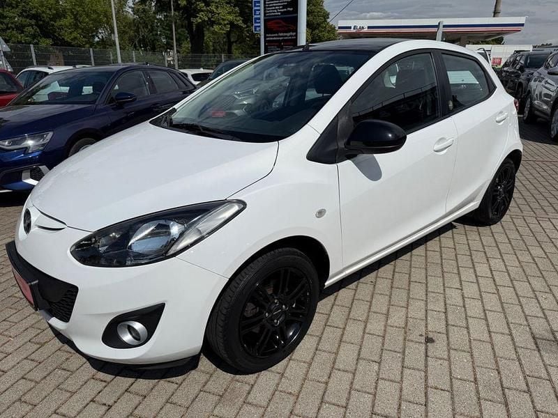 Usado Mazda 2 75 HP (55 kW) 2012 Branco Citadino