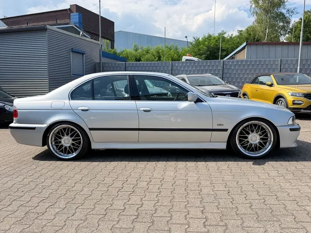 Gebraucht BMW 530 Exclusive 231 PS (169 kW) 2003 Silber Limousine