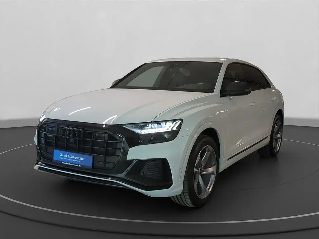 Gebraucht Audi Q8 Competition 286 PS (210 kW) 2023 Gletscherweiss metallic SUV